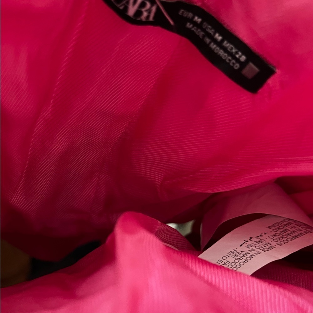 Zara Fuchsia Off-Shoulder Ruffle Blouse - Picture 4 of 15